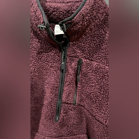 Medium Maroon Quarter Zip PINK Fleece Pullover - Picture 2 of 5